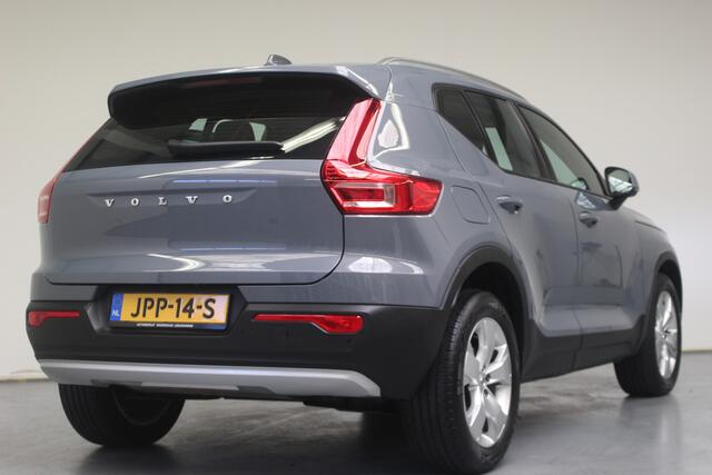 Volvo XC40 T3 Momentum Pro | Rijklaarprijs | Stoelverw. | Camera |