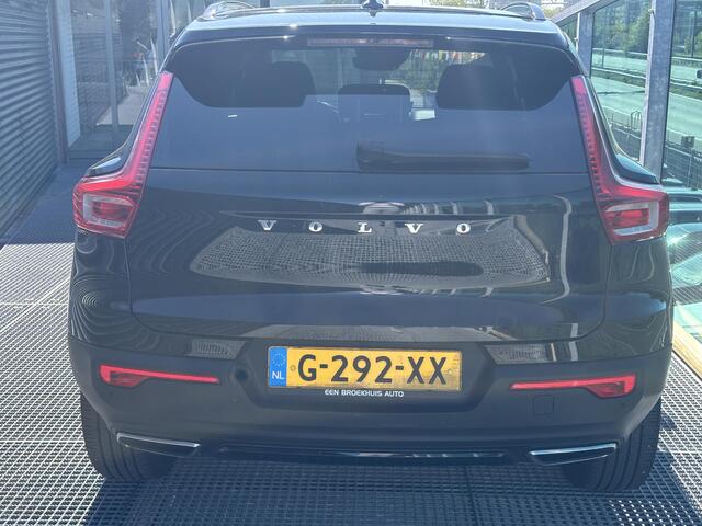 Volvo XC40 1.5 T3 R-Design / Parkeercamera / Elek. bedienbare achterklep / Pilot assist / Adaptive cruise control / Nubuck interieur / Carplay /