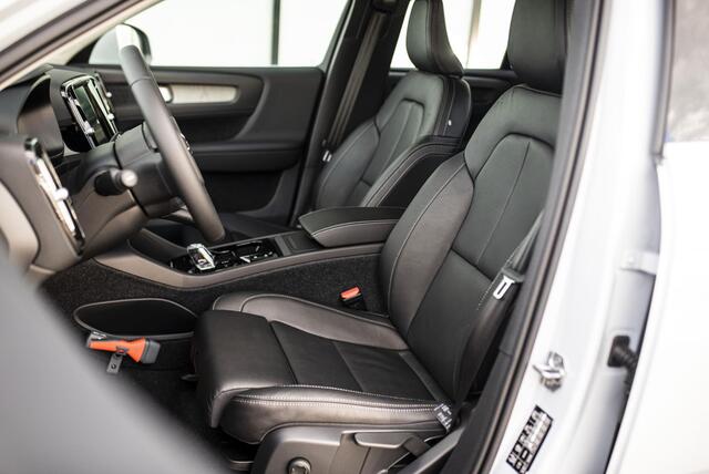 Volvo XC40 1.5 T2 Inscription | Standkachel | Leer | Parkeercamera | Stoel/Stuurverwarming | Adaptive Cruise Control |