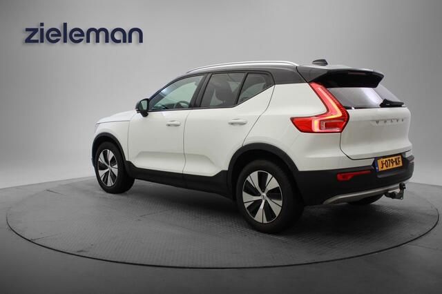 Volvo XC40 Momentum - Carplay, Navi, Cruise, Afn. Trekhaak