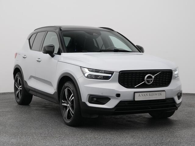 Volvo XC40 1.5 T3 R-Design | PANO | 360° | H&K | KEYLESS | STOEL- EN STUURVERW.