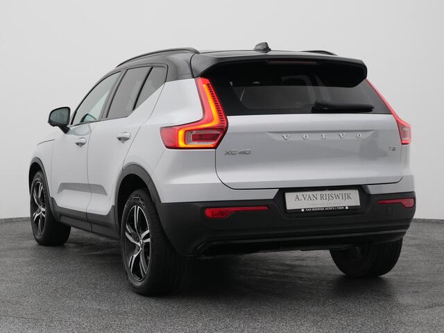 Volvo XC40 1.5 T3 R-Design | PANO | 360° | H&K | KEYLESS | STOEL- EN STUURVERW.