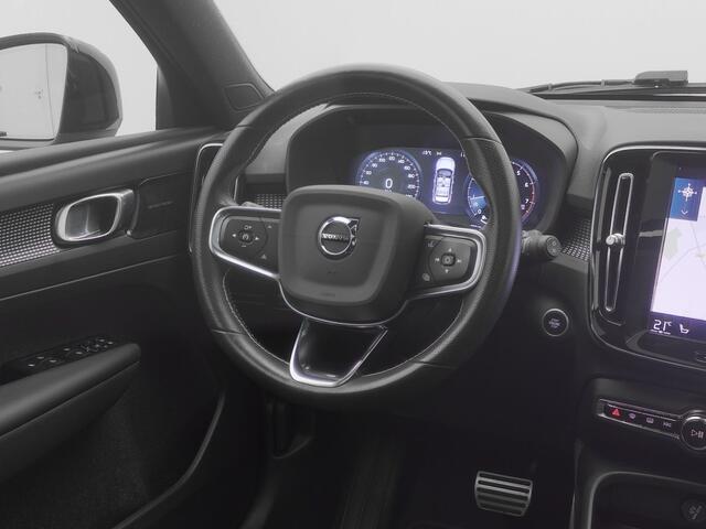 Volvo XC40 1.5 T3 R-Design | PANO | 360° | H&K | KEYLESS | STOEL- EN STUURVERW.