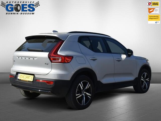 Volvo XC40 Plus Dark 2WD