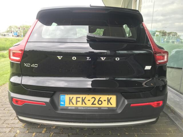 Volvo XC40 1.5 T4 Recharge Inscription Expression | Rijklaar incl 12 mnd Bovag | Camera Carplay Keyless Stoelverwarming + stuur
