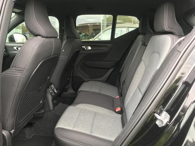 Volvo XC40 1.5 T4 Recharge Inscription Expression | Rijklaar incl 12 mnd Bovag | Camera Carplay Keyless Stoelverwarming + stuur
