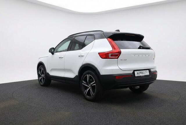 Volvo XC40 2.0 B4 R Design Leder l 360 Camera l Harman l Adaptive l VOL OPT