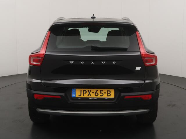 Volvo XC40 1.5 T5 Recharge 262pk Inscription Expression | Elek. achterklep | Adapt. Cruise | Dodehoek detectie | Apple carplay & Android auto | All-Season banden |