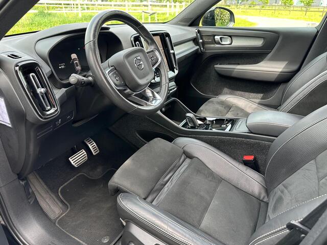 Volvo XC40 Recharge P8 AWD R-Design | Panoramadak | Camera | Warmtepomp | NL-Auto |