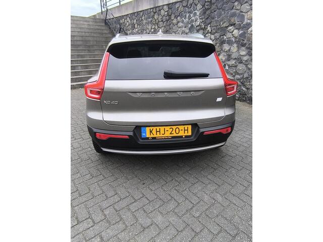 Volvo XC40 1.5 T4 Recharge Inscription Expression Stoel en stuur verwarming, Camera, Electr A klep, carplay, prive glas, 1e eigenaar, dealer onderhouden