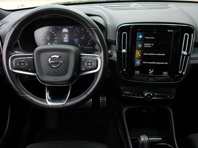 Volvo XC40 1.5 T3 R-Design, Harman Kardon / Elektr. Schuifdak / Camera 360 / 19' Sportvelgen