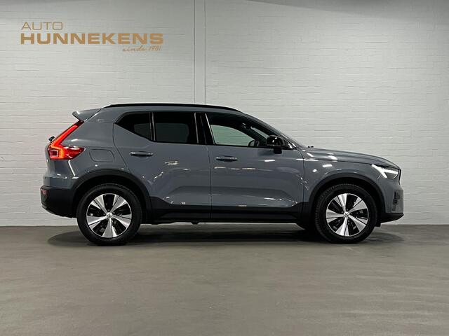 Volvo XC40 1.5 T4 Plug-in hybrid Plus Dark Adapt. cruise | Stuur-/stoelverwarming | Achteruitrij camera | Harman/Kardon | Memory | Carplay