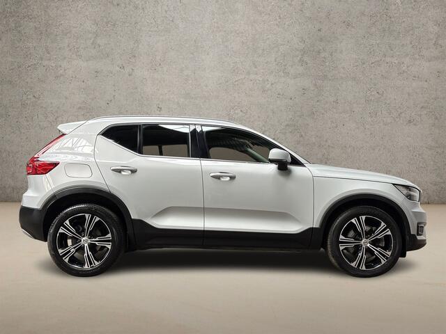 Volvo XC40 1.5 T4 Recharge Inscription 211Pk Automaat (APPLE CARPLAY, GROOT NAVI, MEMORY SEATS, STOELVERWARMING, CAMERA, LEDER, GETINT GLAS, NIEUWE APK, NIEUWSTAAT)