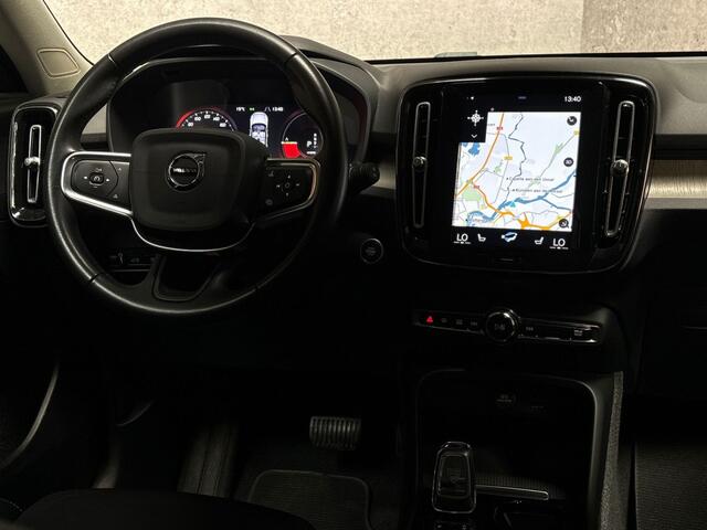 Volvo XC40 1.5 T4 Recharge Inscription 211Pk Automaat (APPLE CARPLAY, GROOT NAVI, MEMORY SEATS, STOELVERWARMING, CAMERA, LEDER, GETINT GLAS, NIEUWE APK, NIEUWSTAAT)