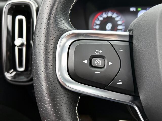 Volvo XC40 Volvo XC40 1.5 T3 R-Design | Pano | Trekhaak | Leder/Alcantara |
