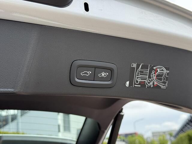 Volvo XC40 T3 Momentum Pro | Blis | Apple CarPlay | Bluetooth | Keyless