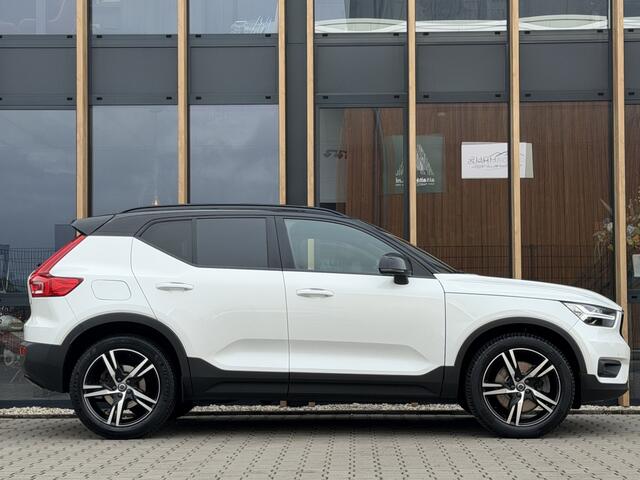 Volvo XC40 1.5 T5 Twin Engine R-Design | Carplay | Panoramadak | Camera |