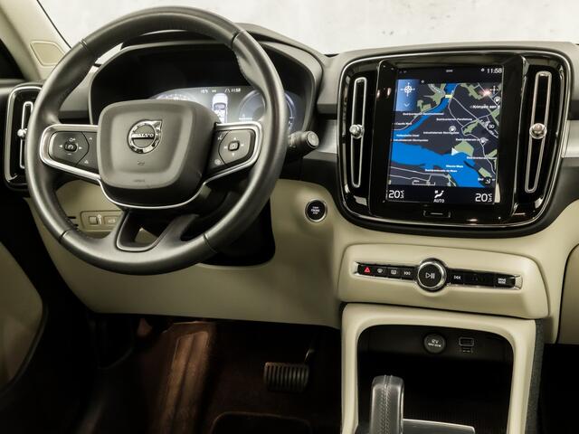 Volvo XC40 1.5 T5 Recharge Inscription 262Pk Automaat (APPLE CARPLAY, GROOT NAVI, LEDER, CAMERA, SPORTSTOELEN, GETINT GLAS, KEYLESS, ELEK ACHTERKLEP, NIEUWSTAAT)
