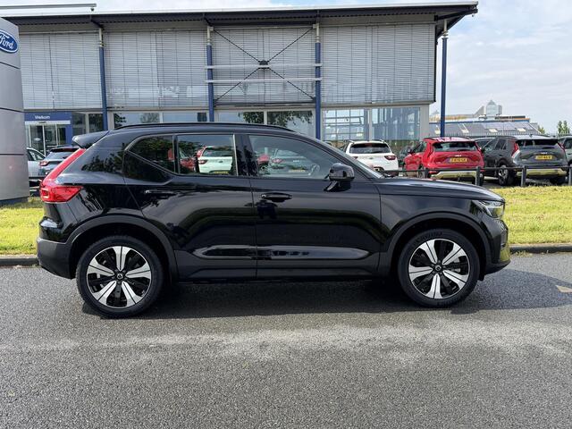 Volvo XC40 Recharge Core | SOH 92,7% | Navigatie | Stoelverwarming | Stuurwielverwarming | Achteruitrijcamera | Apple Carplay/Android Auto |