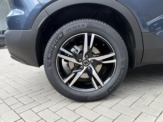 Volvo XC40 2.0 B4 Automaat Plus Dark | Lounge | Panoramadak