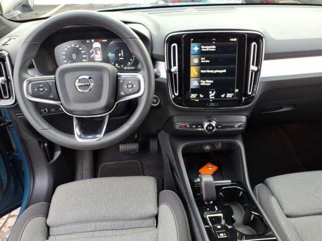 Volvo XC40 1.5 T5 Plug-in hybrid Plus Dark | Memory | Adaptieve cruise | Schuif/kantel panoramadak | Stoel/stuur verwarming | Verwarmbare voorruit | Extra getint glas | Mistlampen voor |