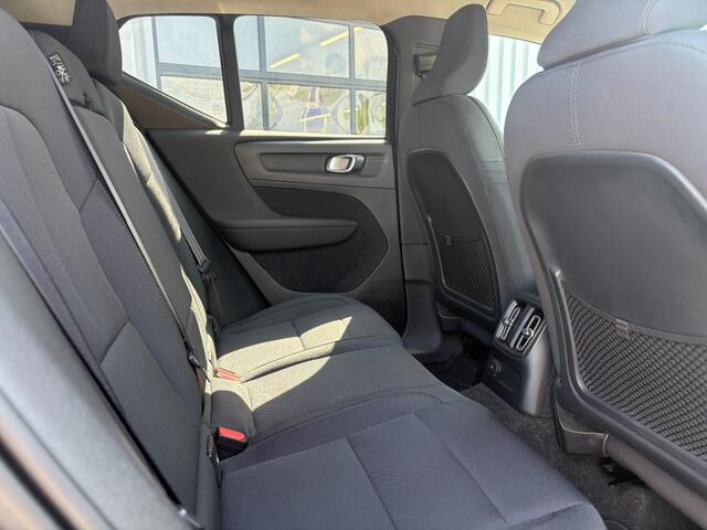 Volvo XC40 1.5 T5 Inscription Expr. 360 camera I 19 inch I All-in prijs!