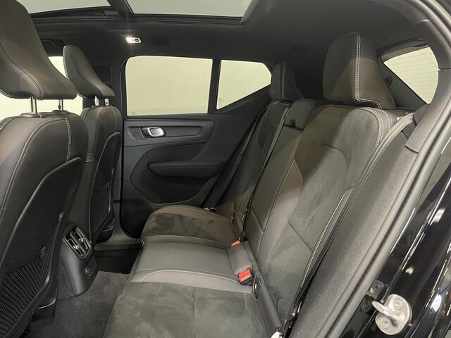 Volvo XC40 1.5 T4 Plug-in hybrid Ultimate Dark Trekhaak 1500kg/ Pano/ Adapt. Cruise/ Stoel en stuurverwarming