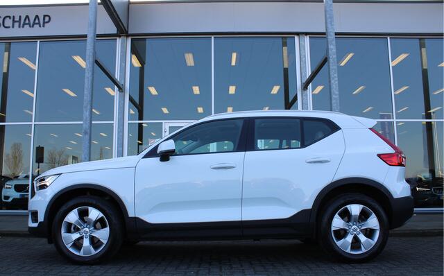 Volvo XC40 T2 130PK Automaat Business Pro | Org. NL | Camera | Schuif/kanteldak | PDC Achter | Climate Control | Leder | 18" LMV |