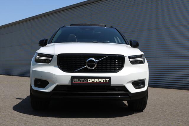 Volvo XC40 2.0 T5 AWD R-Design 248PK (Panoramadak Sportleder Carplay Navi/Camera HarmanKardon Trekhaak Full-Led 19Inch PrivacyGlass Pdc V+A)