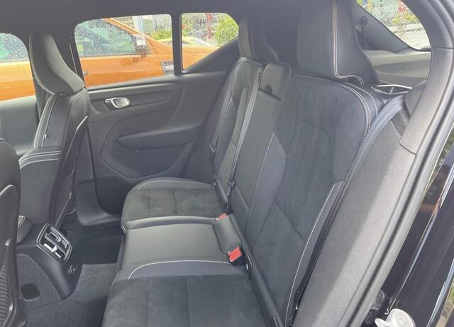 Volvo XC40 1.5 T4 Plus Dark | Adaptive Cruise Control | Verwarmde Voorruit | Harman Kardon | Plugin Hybride | Verwacht