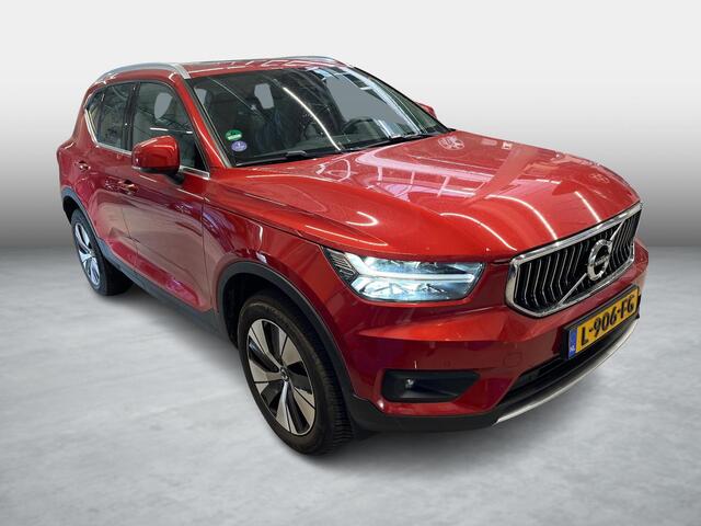 Volvo XC40 1.5 T5 Recharge Business Pro | Plug-in Hybrid (PHEV) | Trekhaak | Panoramadak | Achteruitrijcamera | Parkeersensoren | Stoelverwarming | Elektrisch Verstelbare Voorstoelen | Keyless Entry | Elektrische Achterklep | Cruise Control Adaptief | BLIS | Navigat