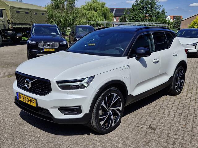 Volvo XC40 T4 Recharge R-Design pano | 360 cam | harman kardon | 20'' | electrische stoelen | etc!