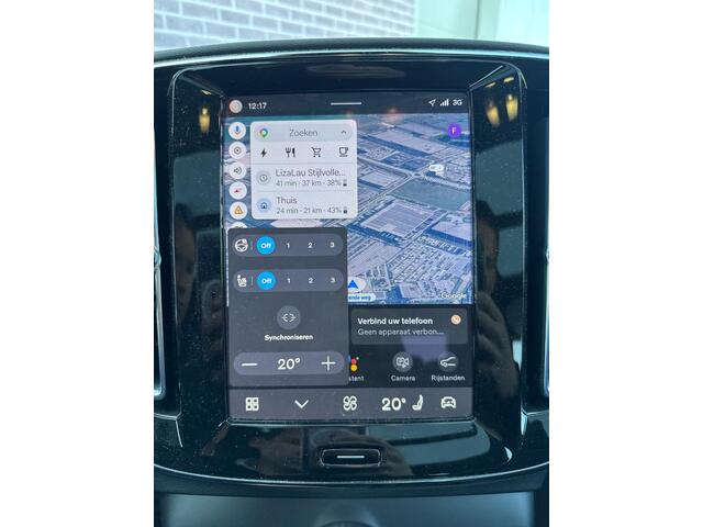 Volvo XC40 Recharge Ultimate 70 kWh | Black Pack | Warmtepomp | Panoramadak | Harman Kardon Audio | 360 Graden Camera | Alcantara | Keyless Entry | Elektrische Achterklep | Elektrisch Verstelbare Voorstoelen | Stoel & Stuurverwarming | Cruise Control Adaptief | BLIS