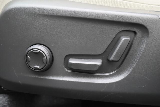 Volvo XC40 1.5 T5 Twin Engine Inscription Leer, Panoramadak, ACC, Camera, Apple Carplay, Elektrische Stoelen, 19''