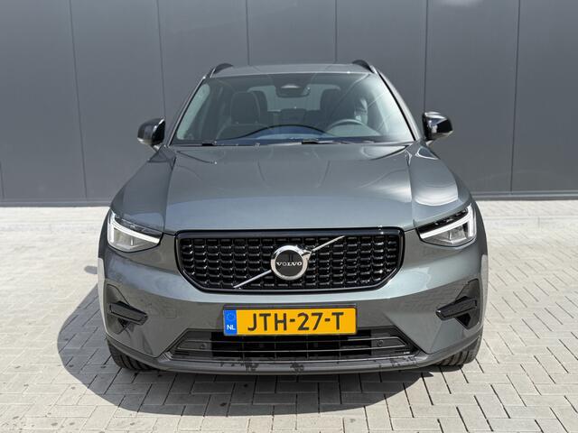 Volvo XC40 2.0 B4 Automaat Plus Dark Lounge | 20'' Wielen | Forest Lake