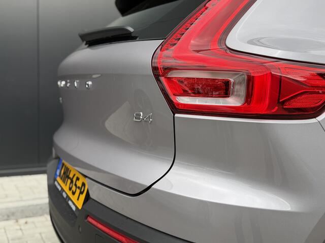 Volvo XC40 2.0 B4 Automaat Plus Dark | Lounge | Panoramadak
