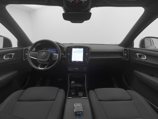 Volvo XC40 Recharge Core 70 kWh | CAMERA | CARPLAY