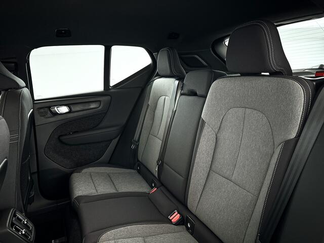 Volvo XC40 B4 Business Edition | Parkeercamera | Harman Kardon | Stoel- en Stuurverwarming