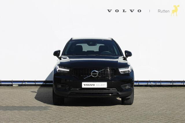 Volvo XC40 T5 262PK Automaat Recharge R-Design Navigatie / Apple Carplay / DAB+ / Road Sign Information / Parkeersensoren voor en achter / Cruise Control(Verhuurd)