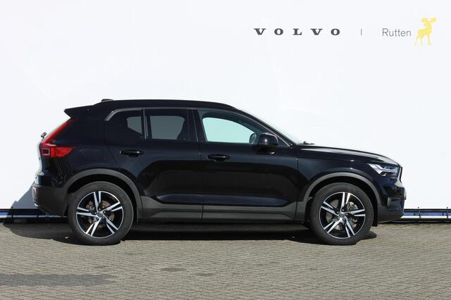 Volvo XC40 T5 262PK Automaat Recharge R-Design Navigatie / Apple Carplay / DAB+ / Road Sign Information / Parkeersensoren voor en achter / Cruise Control(Verhuurd)