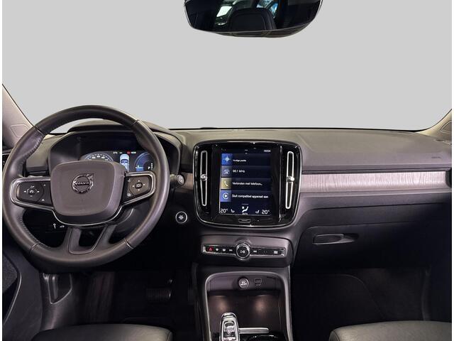 Volvo XC40 1.5 T5 Recharge Inscription | Leder | Panoramadak | Trekhaak | NL auto | Rijklaarprijs