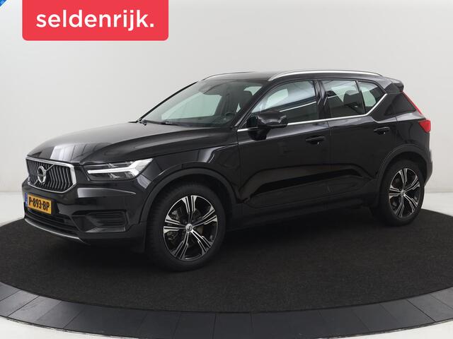 Volvo XC40 1.5 T5 Recharge Inscription | SOH 89,7% | Panoramadak | Leder | 360 Camera | Trekhaak | Stoelverwarming | Adaptive cruise | Memory | Carplay | Navigatie | Keyless | Full LED | Parkeerhulp | PHEV | Plug In