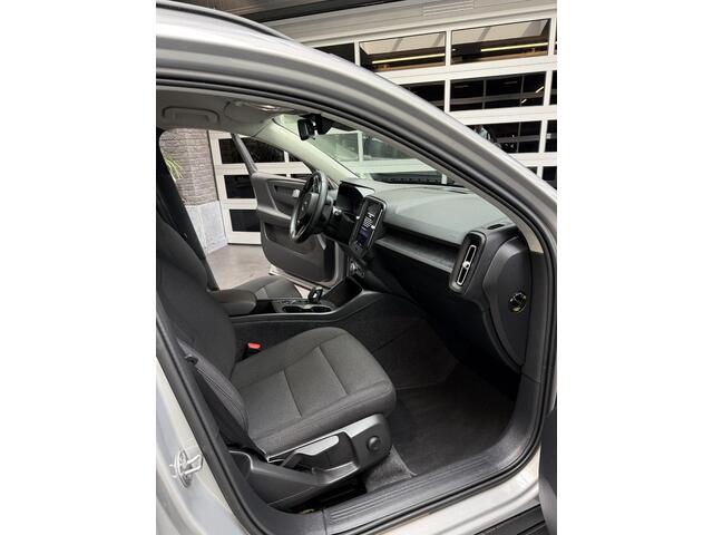 Volvo XC40 2.0 B3 Essential mild-hybride