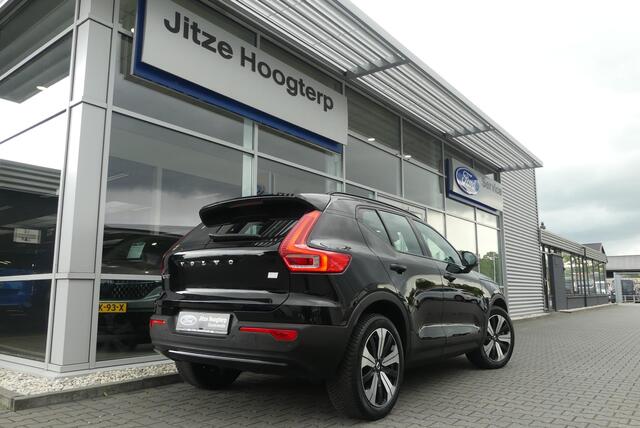 Volvo XC40 Recharge Core 70 kWh WINTER PACK, CRUISE, CLIMA, NAVI, CAMERA, PDC V&A, APPLE CARPLAY/ANDROID AUTO, STANDKACHEL, 25.217KM