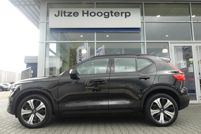 Volvo XC40 Recharge Core 70 kWh WINTER PACK, CRUISE, CLIMA, NAVI, CAMERA, PDC V&A, APPLE CARPLAY/ANDROID AUTO, STANDKACHEL, 25.217KM