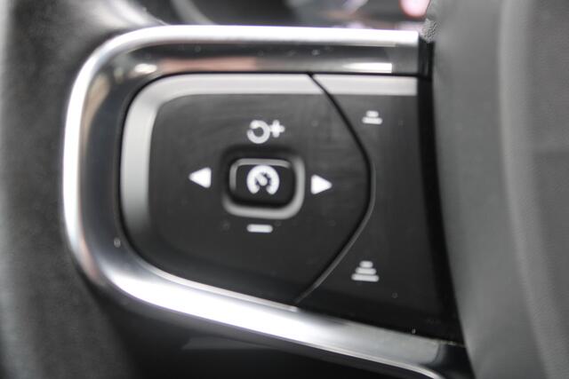 Volvo XC40 1.5 T3 Business Pro NAVI TREKHAAK ECC LED 164Pk 132000KM!!!