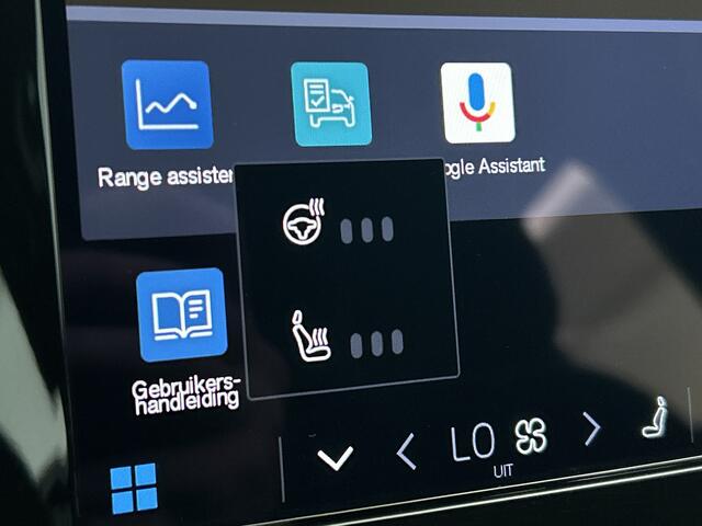 Volvo XC40 Recharge 78kWh R-Design / SOH 91% / Pdc.+Camera / 1/2 Leder / Stoel-Stuurverwarming / Navigatie / Apk 05-2027