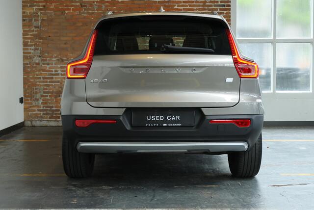 Volvo XC40 T4 Recharge Inscription Expression | Parkeerverwarming | Navigatie | 1ste eigenaar | Dealeronderhouden | Climate Control | 1ste Eigenaar | Parkeersensoren achter