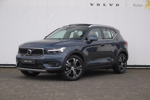 Volvo XC40 T4 190PK Automaat Inscription / Trekhaak / Panoramadak / Adaptieve koplampen / Adaptieve cruise control / Stoelverwarming / Keyless entry / elektrische achterklep / Apple carplay / Parkeersensoren met camera / BLIS