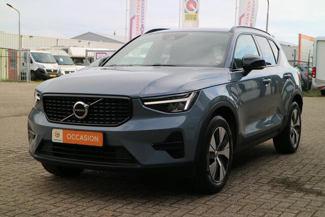 Volvo XC40 1.5 T4 Plug-in hybrid Plus Dark | Trekhaak! | Camera | Blind spot! |